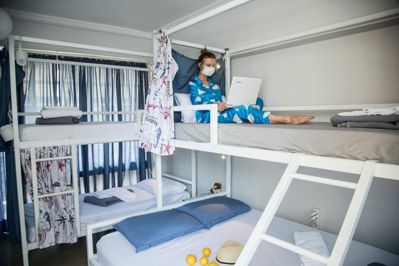Hostel Let Me Take My Bunk Bed Atény Exteriér fotografie